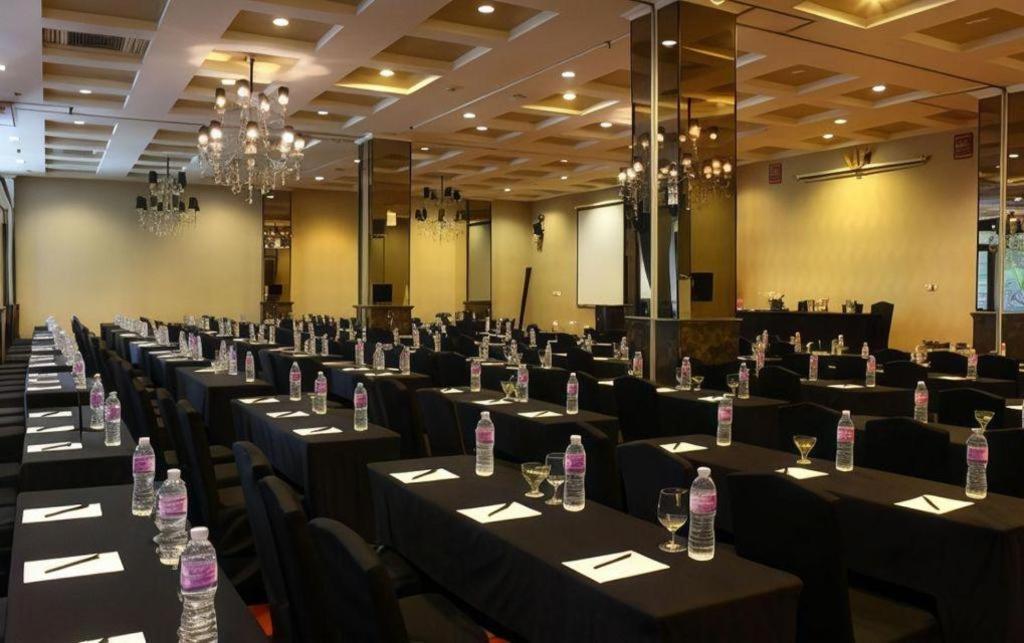 The Mirah Hotel Bogor Eksteriør bilde